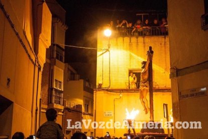 Procesión de la Hermandad Juvenil del Santo Cristo del Perdón Vía-Crucis Penitencial de Silencio. Martes Santo de la Semana Santa de Alme