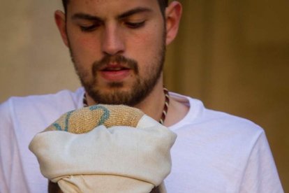 Procesión de la Real e Ilustre Confeccionista y Universitaria Hermandad de Nazarenos de Nuestro Padre Jesús de la Oración en el Huerto y
