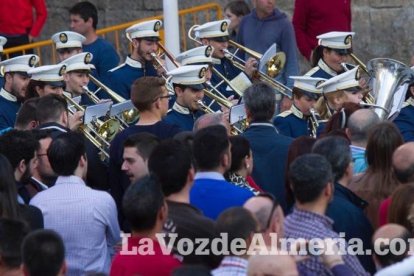 Procesión de la Real e Ilustre Confeccionista y Universitaria Hermandad de Nazarenos de Nuestro Padre Jesús de la Oración en el Huerto y