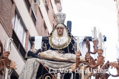 Procesión de la Real e Ilustre Congregación - Hermandad del Santísimo Cristo de la Buena Muerte y Nuestra Señora de las Angustias. Jueve