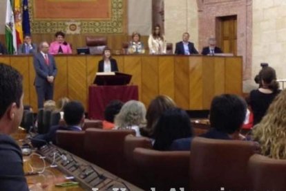 El Parlamento andaluz se constituye sin acuerdo de los cinco partidos.