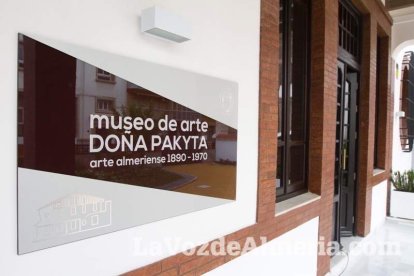 La Voz de Almería recorre las siete salas que forman del Museo de Arte Doña Pakyta horas antes de su apertura. Fotos: Juan Sánchez.