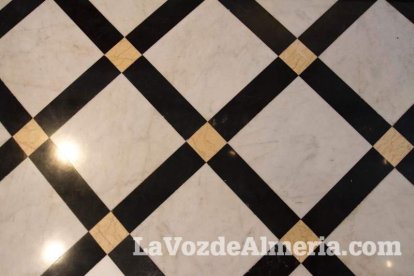 La Voz de Almería recorre las siete salas que forman del Museo de Arte Doña Pakyta horas antes de su apertura. Fotos: Juan Sánchez.