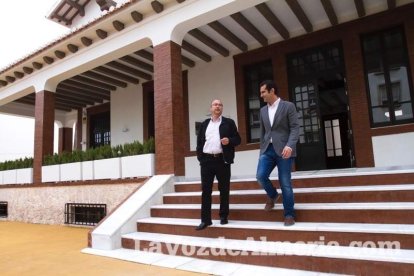 La Voz de Almería recorre las siete salas que forman del Museo de Arte Doña Pakyta horas antes de su apertura. Fotos: Juan Sánchez.