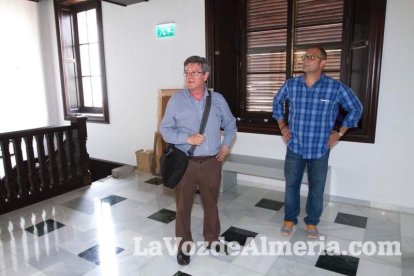 La Voz de Almería recorre las siete salas que forman del Museo de Arte Doña Pakyta horas antes de su apertura. Fotos: Juan Sánchez.