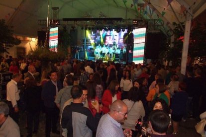 Los abruceneros celebran las fiestas de su Patrón, San José