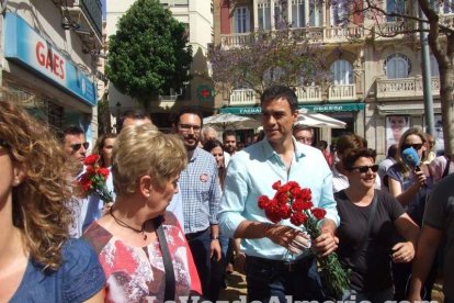 El secretario general del PSOE, Pedro Sánchez, respalda la candidatura de Juan Carlos Pérez Navas en Almería.