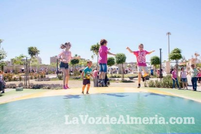 Gran fiesta con motivo del Día de la Familia en el Parque de las Familias de la capital.