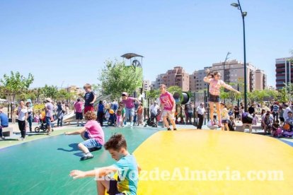 Gran fiesta con motivo del Día de la Familia en el Parque de las Familias de la capital.
