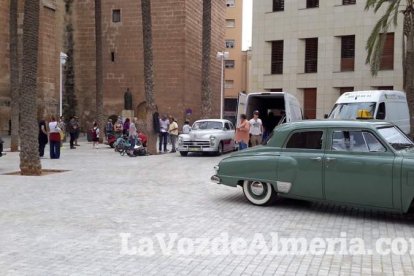 Rodaje de la producción alemana Der General en la Plaza de la Catedral, Plaza Emilio Cazard y la Escuela de Artes.