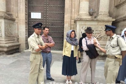Rodaje de la producción alemana Der General en la Plaza de la Catedral, Plaza Emilio Cazard y la Escuela de Artes.