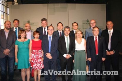 Carmelo Rodríguez toma posesión como nuevo rector de la Universidad de Almería.