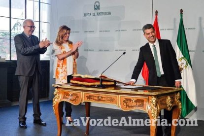 Carmelo Rodríguez toma posesión como nuevo rector de la Universidad de Almería.
