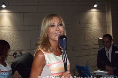 Inicio de la temporada estival en la Costa de Almería con una fiesta organizada por Viajes El Corte Inglés.