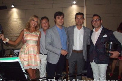 Inicio de la temporada estival en la Costa de Almería con una fiesta organizada por Viajes El Corte Inglés.