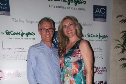 Inicio de la temporada estival en la Costa de Almería con una fiesta organizada por Viajes El Corte Inglés.