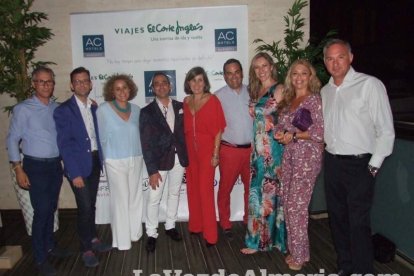 Inicio de la temporada estival en la Costa de Almería con una fiesta organizada por Viajes El Corte Inglés.