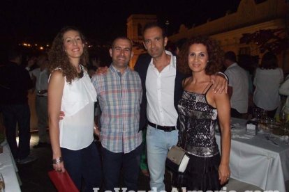 Inicio de la temporada estival en la Costa de Almería con una fiesta organizada por Viajes El Corte Inglés.