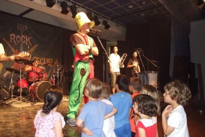 En honor de su Patrón, San Antonio de Padua. FOTOS: MC GUIRADO