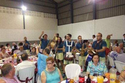 En honor de su Patrón, San Antonio de Padua. FOTOS: MC GUIRADO