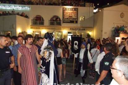 Inicio de las Fiestas de Moros y Cristianos de Mojácar, Almería. Fotos: J. A. Barrios.