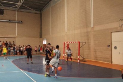 Gran éxito: Han participado diecisiete equipos, en categorías prebenjamines, cadetes, juveniles y senior