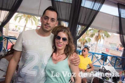 Todas las imágenes de la fiesta 40 en la sala Caramelo de Aguadulce.