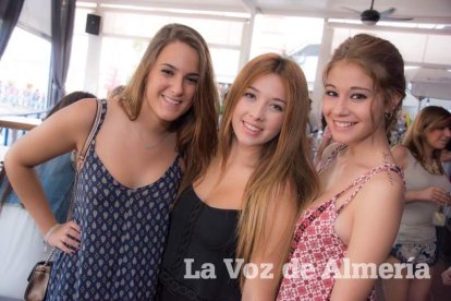 Todas las imágenes de la fiesta 40 en la sala Caramelo de Aguadulce.