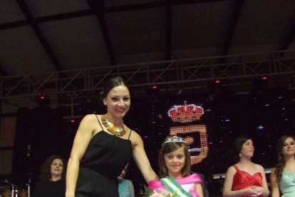 El Pabellón Ferial ha acogido la apertura de las fiestas con la lectura del Pregón pronunciado por el alcalde. Fotos: JA BARRIOS