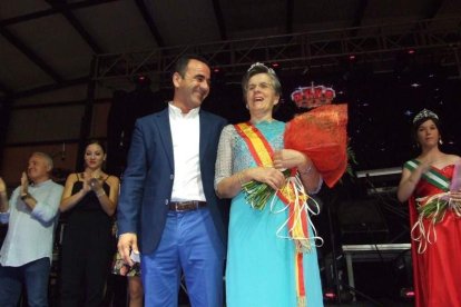 El Pabellón Ferial ha acogido la apertura de las fiestas con la lectura del Pregón pronunciado por el alcalde. Fotos: JA BARRIOS