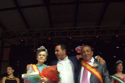 El Pabellón Ferial ha acogido la apertura de las fiestas con la lectura del Pregón pronunciado por el alcalde. Fotos: JA BARRIOS