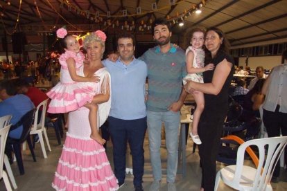 El Pabellón Ferial ha acogido la apertura de las fiestas con la lectura del Pregón pronunciado por el alcalde. Fotos: JA BARRIOS