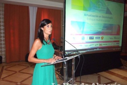 Inaugurado el Curso que organiza el Colegio de Dentistas y la UAL