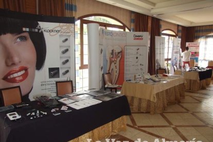 Inaugurado el Curso que organiza el Colegio de Dentistas y la UAL