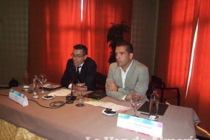 Inaugurado el Curso que organiza el Colegio de Dentistas y la UAL