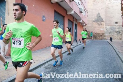 Mil solidarios corren para luchar contra el cáncer