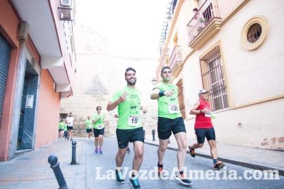 Mil solidarios corren para luchar contra el cáncer