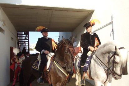 La Plaza de Toros de Roquetas de Mar registró una espectacular entrada en su segundo día y con un gran ambiente en los tendidos. FOTOS: J