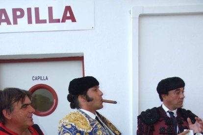 La Plaza de Toros de Roquetas de Mar registró una espectacular entrada en su segundo día y con un gran ambiente en los tendidos. FOTOS: J
