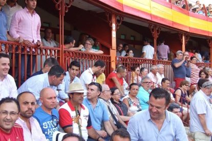 La Plaza de Toros de Roquetas de Mar registró una espectacular entrada en su segundo día y con un gran ambiente en los tendidos. FOTOS: J
