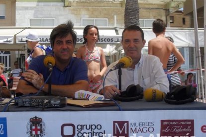 Avalancha de premios y regalos en el cuarto día playero frente a La Barca