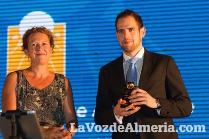 Más de 400 personas llenaron el Palmeral de Vera en los VI Premios del Levante Almeriense