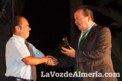 Más de 400 personas llenaron el Palmeral de Vera en los VI Premios del Levante Almeriense
