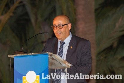 Más de 400 personas llenaron el Palmeral de Vera en los VI Premios del Levante Almeriense