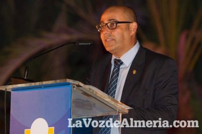 Más de 400 personas llenaron el Palmeral de Vera en los VI Premios del Levante Almeriense