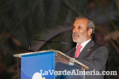 Más de 400 personas llenaron el Palmeral de Vera en los VI Premios del Levante Almeriense