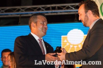Más de 400 personas llenaron el Palmeral de Vera en los VI Premios del Levante Almeriense