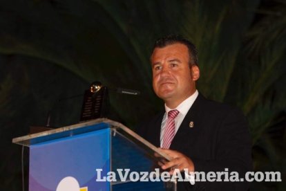 Más de 400 personas llenaron el Palmeral de Vera en los VI Premios del Levante Almeriense