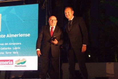 Más de 400 personas llenaron el Palmeral de Vera en los VI Premios del Levante Almeriense