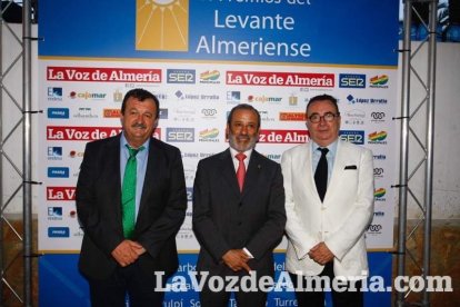 Más de 400 personas llenaron el Palmeral de Vera en los VI Premios del Levante Almeriense